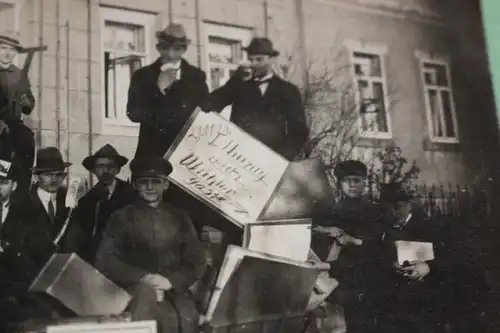 tolles altes Foto - Gruppe junger Männer - Studenten ?? Schüler ?? 1919