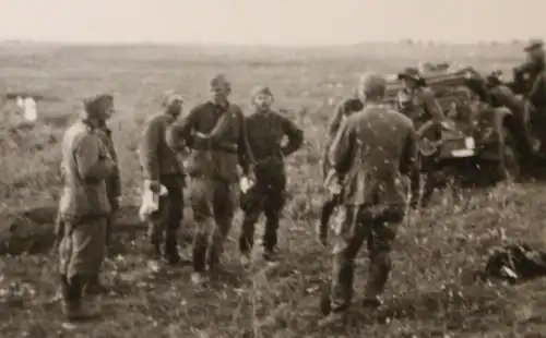 tolles altes Foto - russische Überläufer ??? weisse Tücher ? Dnjepr