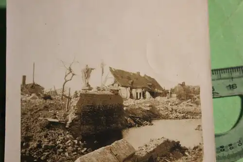 altes Foto - zerstörte Stadt - Denkmal - Frankreich ???? Feldpost 2. Garde-Res.R