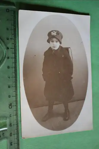 tolles altes Foto - kleines Mädchen  mit Schuranzen  1910-20 ???