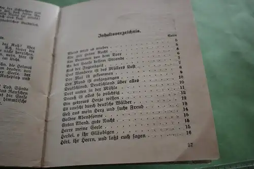 tolles altes Liederbuch der L.H.V. ?? Sachsen  - 20er Jahre ??? Biene vorn drauf