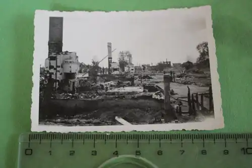 interessantes altes Foto - zerstörte Stadt Gorgiev ??? Stellung am 13.07.1941