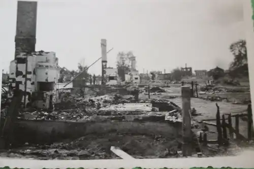 interessantes altes Foto - zerstörte Stadt Gorgiev ??? Stellung am 13.07.1941