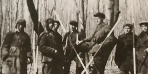 tolles altes Foto - Gruppe Männer ?? Taraschtschka 1943 - Buda ?