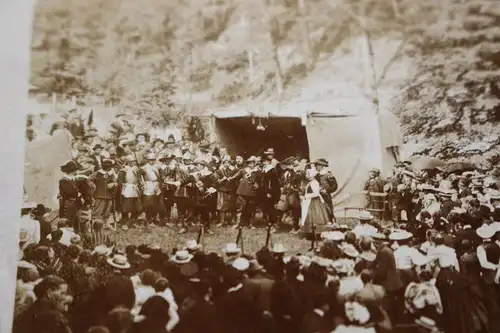 tolles altes Foto - Freilichttheater - Schauspieler in alten Kostümen - 1910-20?