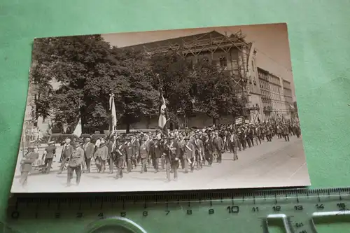 tolles altes Foto - Festumzug Kriegervereine in Westfalen - Ort ??