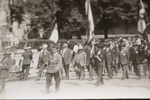 tolles altes Foto - Festumzug Kriegervereine in Westfalen - Ort ??