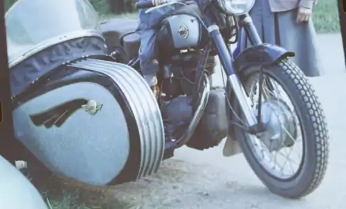 tolles altes Negativ - Oldtimer Motorrad mit Beiwagen - Marke AWO - 60er Jahre ?