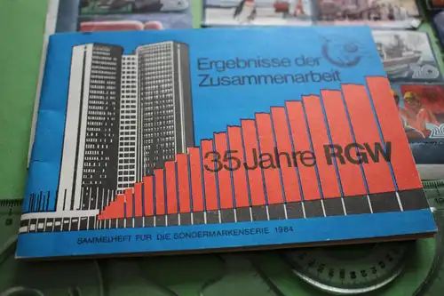 Tolles altes Sammelheft 35 Jahre RGW - DDR 1984 + Marken