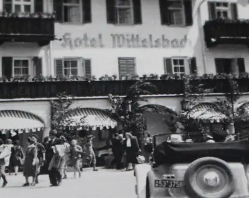 tolles altes Foto - Gebäude Hotel Mittelsbach - Ende 40-50er Jahre