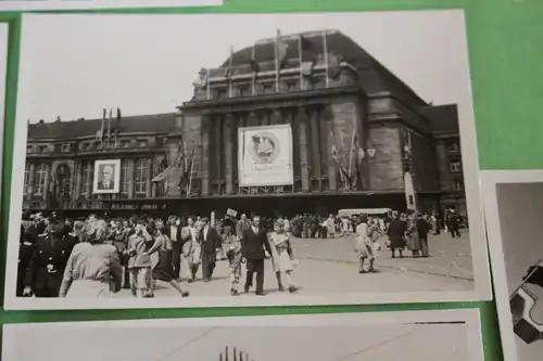 neun tolle alte Fotos - DDR - Leipzig ? Sport  - Propagandaschilder FDj usw.