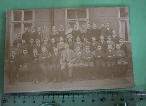 tolles altes Foto -  Schulklasse - Knabenschule ?? Brüx  - 1910-30 ???