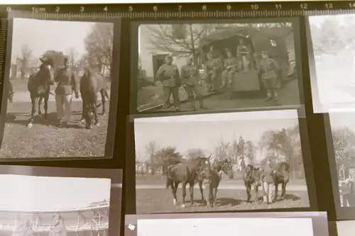 tolle Negative eines Soldaten - 38 Stk. Kavallerie ? Soldaten, Pferde,  Fußball