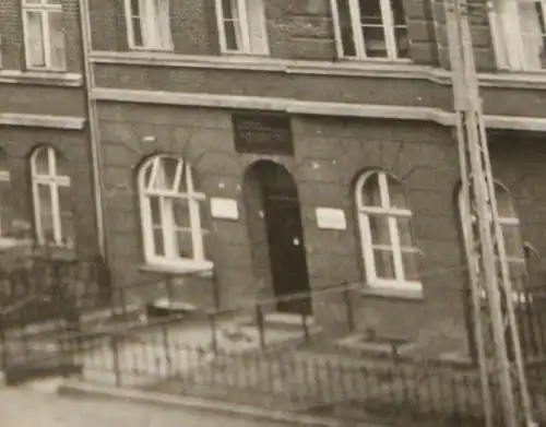 tolles altes Foto - Großes Gebäude - Litfasssäule -  1912