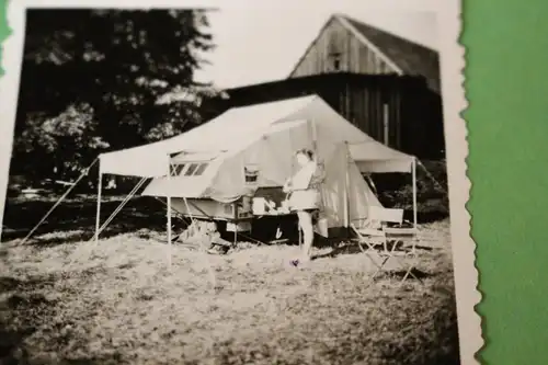 tolles altes Foto - Camping - Wohnwagen DDR ?? - Dresden