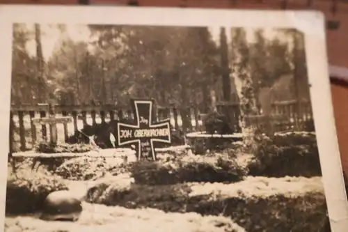 interessantes altes Foto - Soldatengrab eines Jägers in Lappland / Finnland