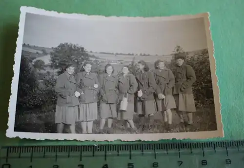tolles altes Foto - Gruppe Mädels - F.A.D. ?? BDM ??? 