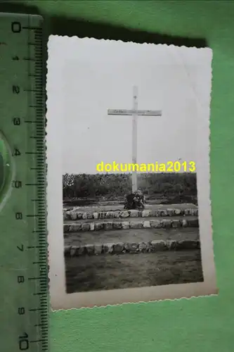 interessantes altes Foto - großes Kreuz Divisionsehrenstätte - Sslawjansk