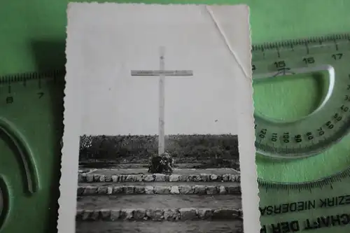 interessantes altes Foto - großes Kreuz Divisionsehrenstätte - Sslawjansk