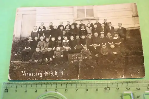 tolles altes Foto - Klassenfoto Schulklasse Venusberg - 1919