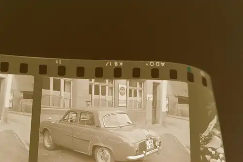 zwei tolle alte Negative - Oldtimer Renault Dauphine  - Coca Cola Werbetafel