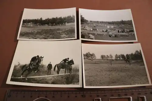 vier tolle alte Fotos - Reitsporttunier - Pferde -  60-70er Jahre ?