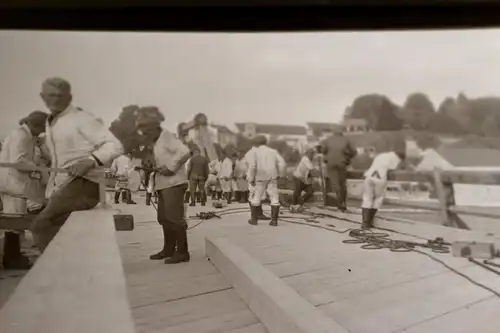 acht tolle alte Negative - Soldat bauen Behelfsbrücke - Ort ???