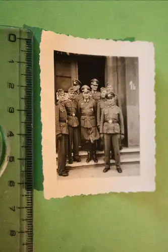 tolles altes Foto - Gruppenfoto einiger Soldaten