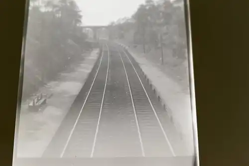 tolles altes Negativ - Eisenbahnschienen, Brücke, Bahnhof ?-  30-40er Jahre