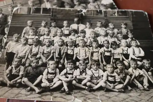 zwei tolle alte Fotos - Schulklasse - Knabenschule ? 1937 und 1938