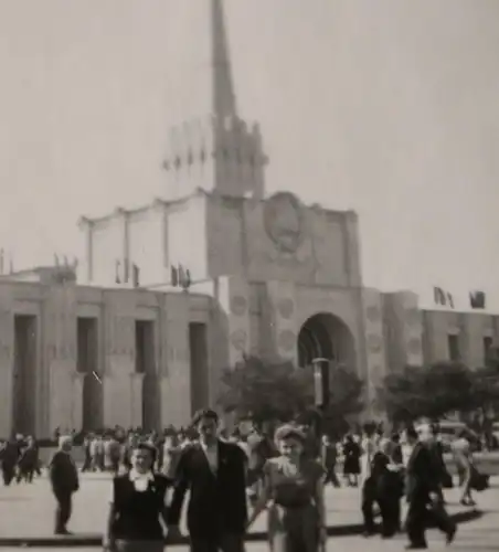 tolles altes Foto - Turm Ausstellungshalle Leipziger Messe USSR  50-60er Jahre