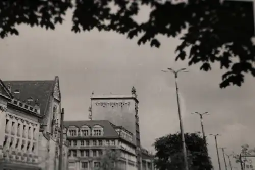 tolles altes Foto -  Universität in Leipzig am Augustusplatz