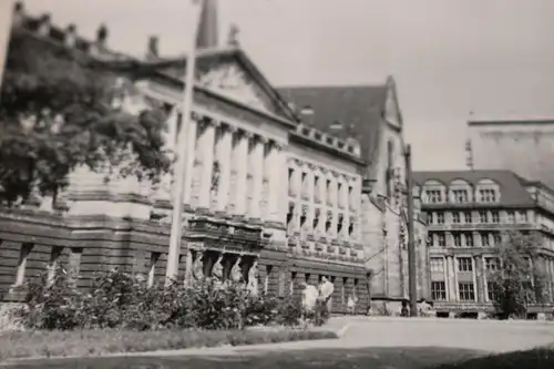 tolles altes Foto -  Universität in Leipzig am Augustusplatz