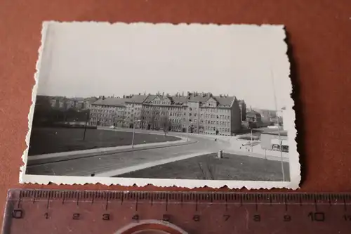 tolles altes Foto -  Gebäude in  Leipzig ???  50-60er Jahre (2)