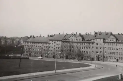 tolles altes Foto -  Gebäude in  Leipzig ???  50-60er Jahre (2)