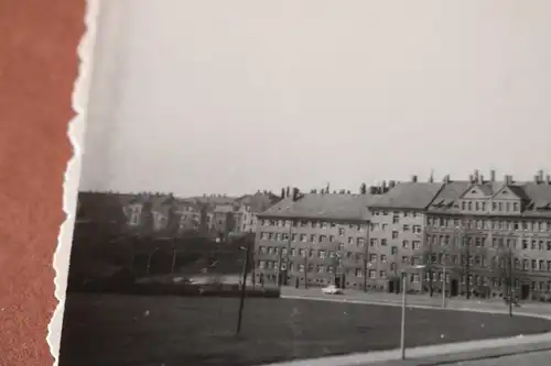 tolles altes Foto -  Gebäude in  Leipzig ???  50-60er Jahre (2)