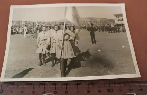 tolles altes Foto - hübsche Frauen - Teilnehmerinnen ? Olympia ?? 20-50er Jahre?