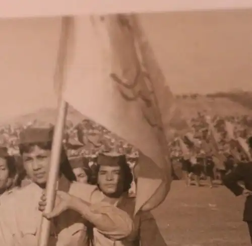 tolles altes Foto - hübsche Frauen - Teilnehmerinnen ? Olympia ?? 20-50er Jahre?