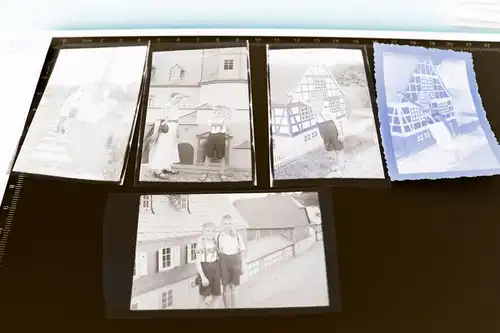 vier tolle alte Negative  Miniaturland ?? Kinder  kleine Häuser 30-40er Jahre 