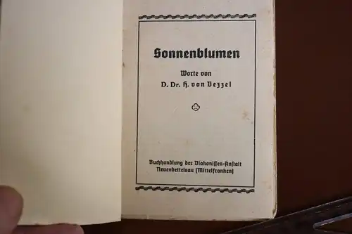 tolles altes  Büchlein Hermann von Bezzel - Sonnen-Blumen  - Alter ?