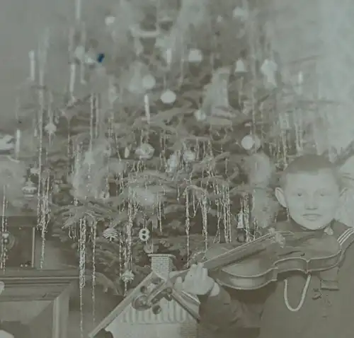 zwei tolle alte Glasnegative - Weihnachten Kinder mit Geige an Krippe 1900-1920?
