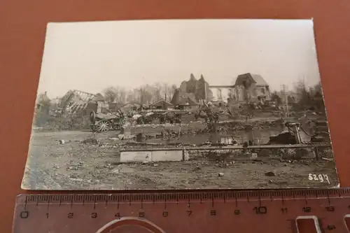 altes Foto - zerstörte Kirche - Ort ??? Frankreich ????