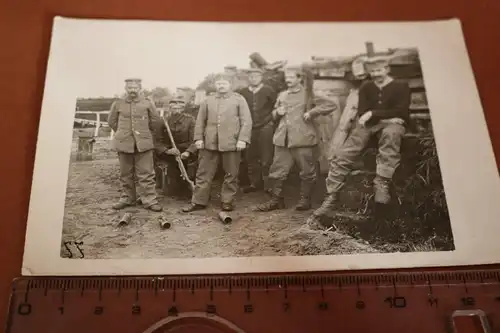 tolles altes Foto - Soldaten vor ihrem Unterstand Plauner-Hütte