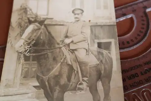 tolles altes Foto - Portrait Reiter - Soldat mit Pferd (2)