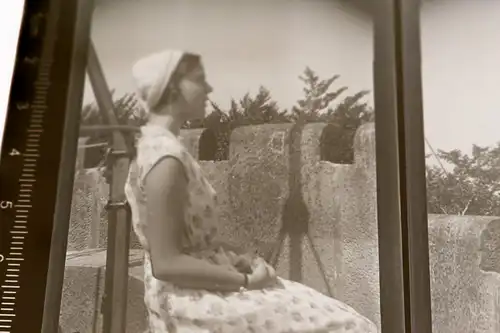 zwei tolle alte Negative - Portrait junge Frau - 30-50er Jahre ??