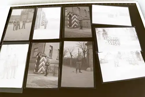 12 tolle alte Negative eines Soldaten, Wachmannschaft, Wachablösung 