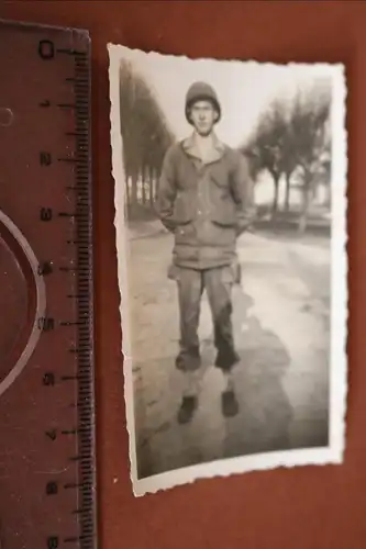 tolles altes Foto -  amerikanischer Soldat ??  40-50er Jahre ?
