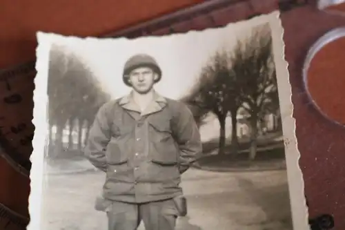 tolles altes Foto -  amerikanischer Soldat ??  40-50er Jahre ?