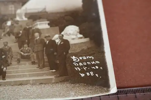 tolles altes  Foto - mir unbekanntes Gebäude ? Denkmal ?? 1888 ??