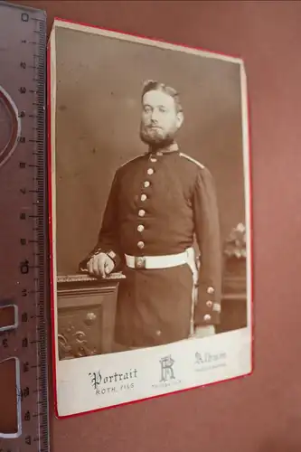 tolles altes  Kabinettfoto - Portrait eines Soldaten , Thionville  - 1881